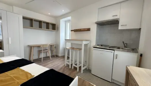 Studio 1 pièce 16 m² 