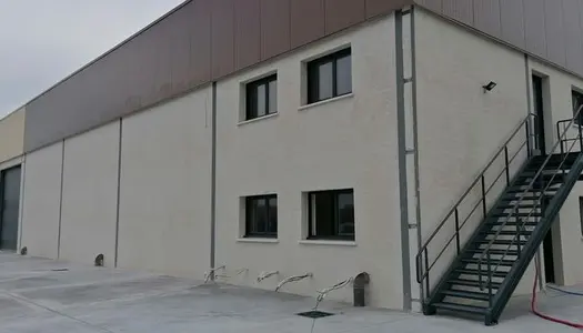 Bureau 794 m² 