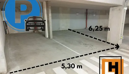 Parking 33 m² 