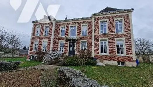 Maison 10 pièces 404 m²