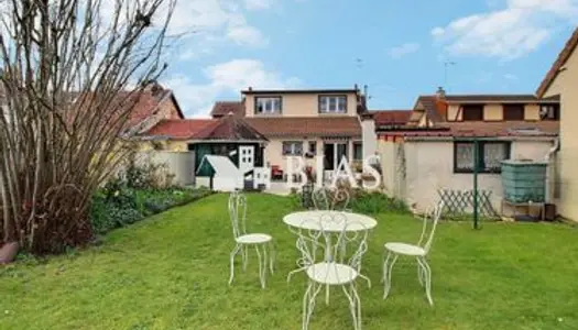 Maison 4 pièces 82 m² 