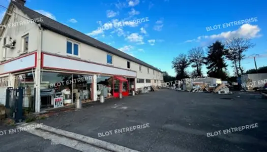 Local commercial 680 m²