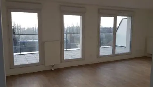 Appartement en loi Pinel récent T3 73m2 Lille Loos 