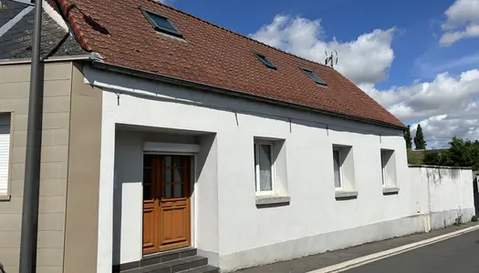 Location Maison de village 80 m² à St Hilaire les Cambrai 700 € CC /mois