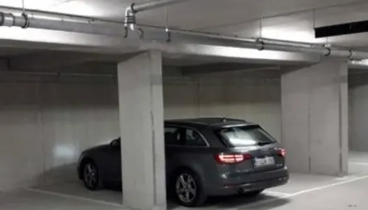Place de parking sous sol sécurisé