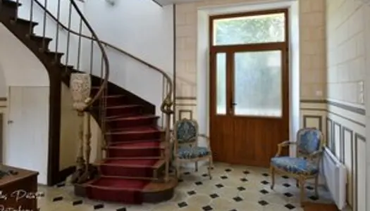 Magnifique demeure familiale du 19e siècle à réinventer ! 