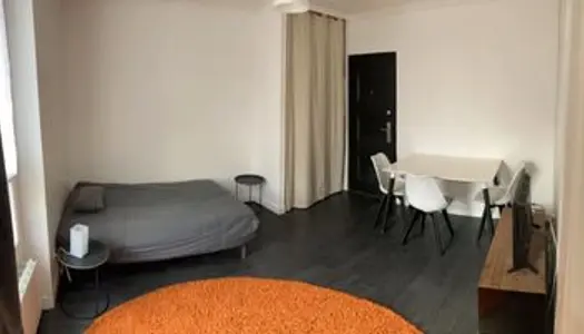 Loue Studio meublé 21m² centre ville - Puteaux (92) 