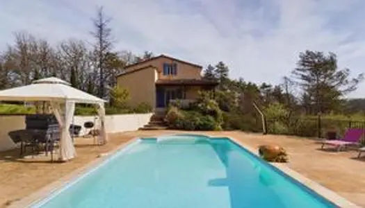 Belle maison avec piscine et vue imprenable