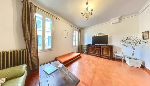 Maison 7 pièces 235 m²