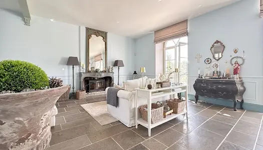 Propriété 10 pièces 409 m² 