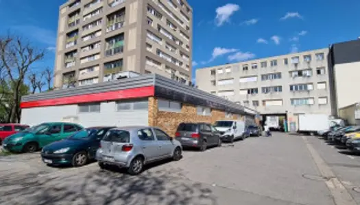 Local commercial 760 m² 