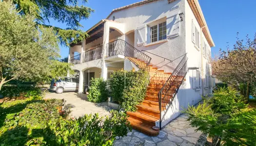 Villa 8 pièces 183 m²