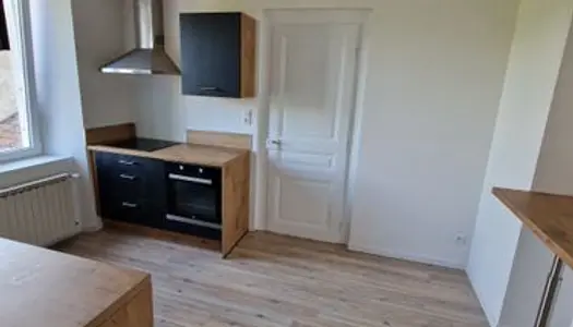 Appartement F4 1 er étage 