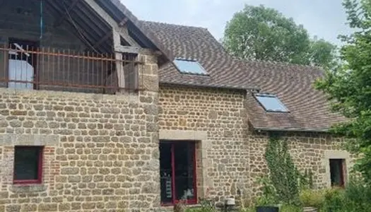 Maison en pierre entièrement rénovée 