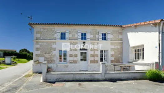 À vendre, charmante maison charentaise à FLOIRAC (17120), 3 pièces et 75 m² 