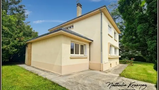 Dpt Ardennes (08), à vendre ATTIGNY maison P7 de 148 m² - Terrain de 1 600,00 m² 