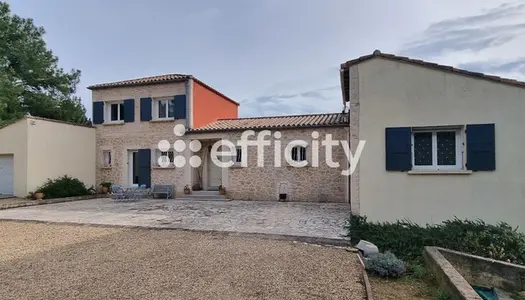 Maison 5 pièces 245 m²