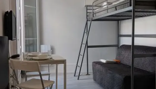 Studio meublé ETUDIANT 14 m2 LA GARENNE COLOMBES 92 - non fumeur - 6è étage sans ascenceurxpr 