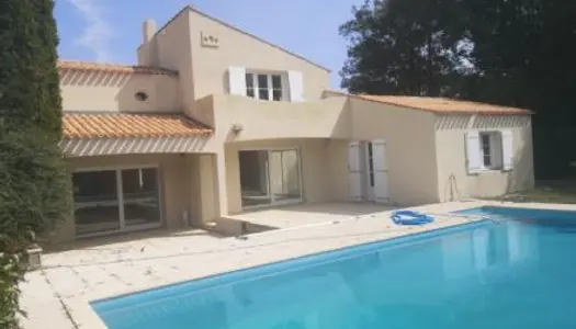 Maison 5 pièces 157 m²