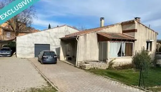 Maison plain-pied 5 pièces 117m2 avec terrain