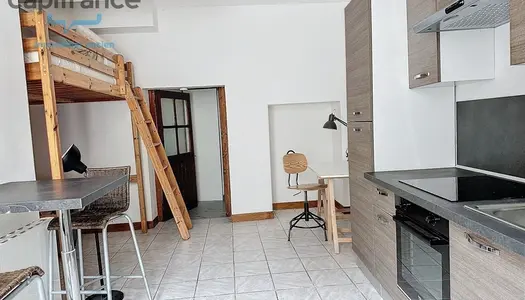 Dpt Isère (38), à vendre LA TRONCHE Grand studio meublé sans travaux 