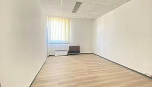 Bureau 15 m²