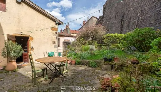 Maison atypique avec jardins dans le Vieux Lyon