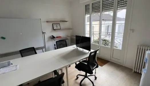 Loue bureau privé à Paris 16ème - 5 postes - 25m² 