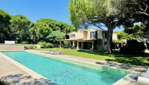 Maison de famille à pied de la plage 