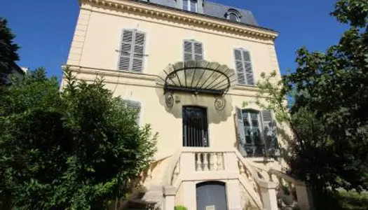 Maison 8 pièces 182 m² 