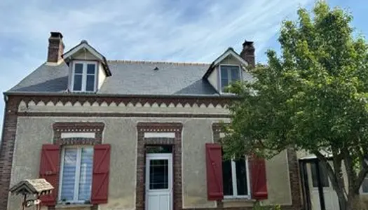 Maison rénovée avec caractère de l ancien 