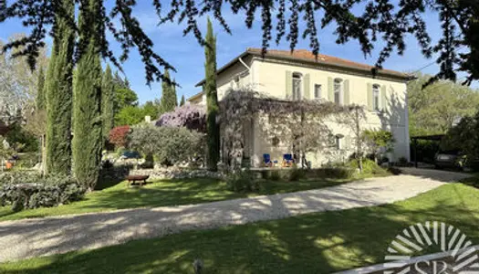 Maison de Maître 4 chambres garage piscine jardin