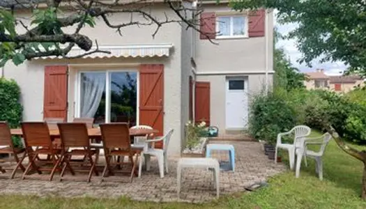 TREVOUX - Maison à vendre, proche Ecoles 