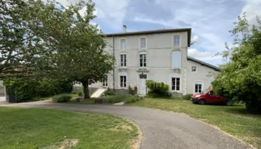 Maison 11 pièces 250 m²