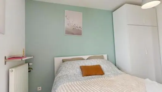 Chambre 5 pièces 94 m² 