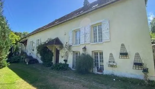 Propriété 16 pièces 545 m² 