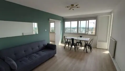 Appartement lumineux et renové 3 chambres 