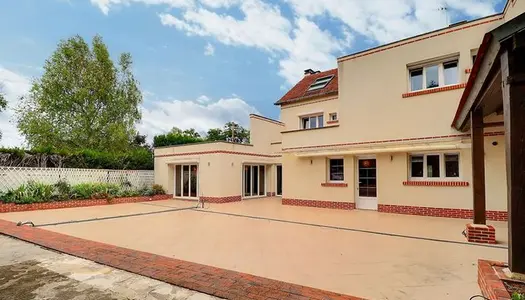 Maison 9 pièces 293 m² 