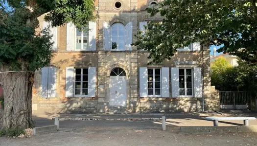 Maison de ville 12 pièces 330m2 entièrement rénovée