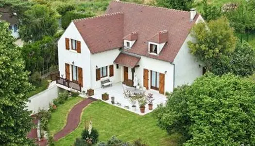Dpt Yvelines (78), à vendre BOINVILLE EN MANTOIS maison P7-182m²- 5 chambres- garage- terrain 