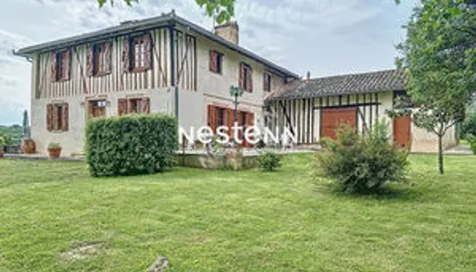 A vendre maison gersoise de 210 m² avec 5 chambres 