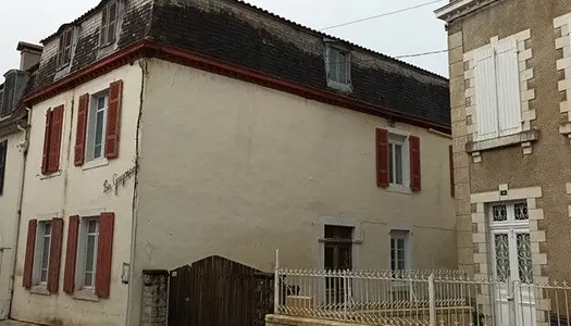 Vente Maison 207 m² à Sauveterre-de-Béarn 283 500 €