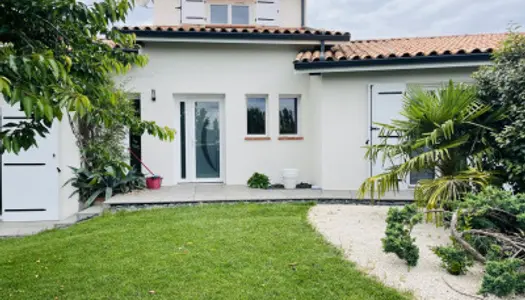 À VENDRE - BRUGUIÈRES : MAISON RÉNOVÉE DE 140M2 AVEC 3 CHAM 