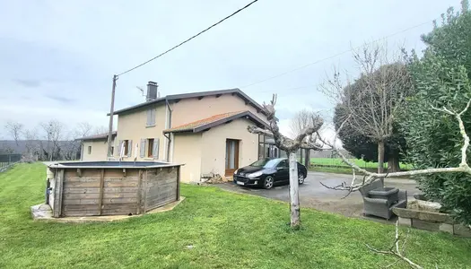 Maison 6 pièces sur terrain plat, clos et arboré