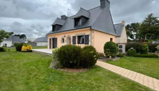 Maison Landevant 6 pièce(s) 145 m2 