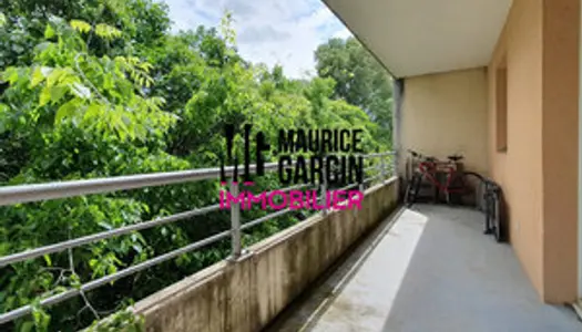 Appartement T2 avec terrasse dans résidence sécurisée avec pi 