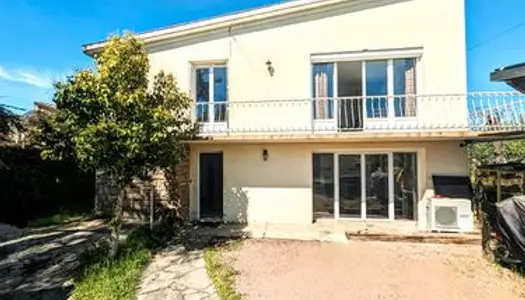 Maison 6 pièces 163 m² 