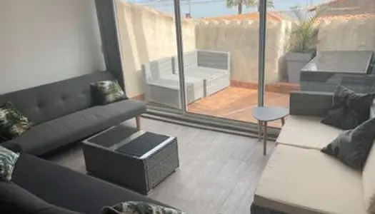 Maison avec terrasse vue imprenable sur l etang