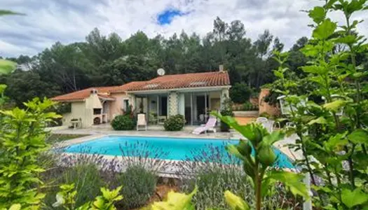 Maison Charmante à Carcès avec Piscine et Grand Jardin 