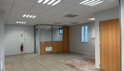 Bureaux 96 m² 